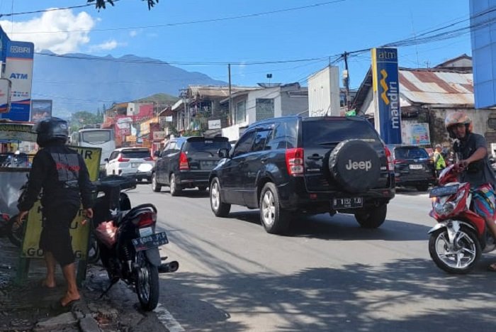 Mulai Besok Polisi Akan Gelar Rekayasa Lalu Lintas di Kawasan Puncak. (Dok. M Rizal Ariansyah)