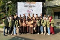 Kegiatan pengabdian masyarakat oleh Mahasiswa Program Studi Sains Komunikasi Fakultas Ilmu Sosial dan Ilmu Politik (FISIP) Universitas Djuanda. (Dok. Alianti Oktapiandi)