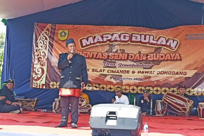 Kepala desa Lemahduhur Kecamatan Caringin, Ujang Najamudin (Dok.Apakabarbogor/wan)