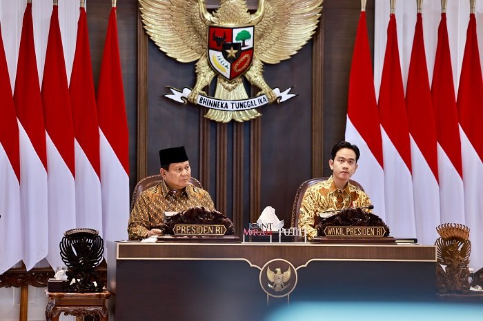 Presiden RI Prabowo Subianto memimpin rapat kabinet perdana di Istana Merdeka. (Dok. Tim Media Prabowo)

