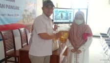 module: a; 
hw-remosaic: 0; 
touch: (-1.0, -1.0); 
modeInfo: ; 
sceneMode: Hdr; 
cct_value: 0; 
AI_Scene: (-1, -1); 
aec_lux: 63.0; 
hist255: 0.0; 
hist252~255: 0.0; 
hist0~25: 0.0;